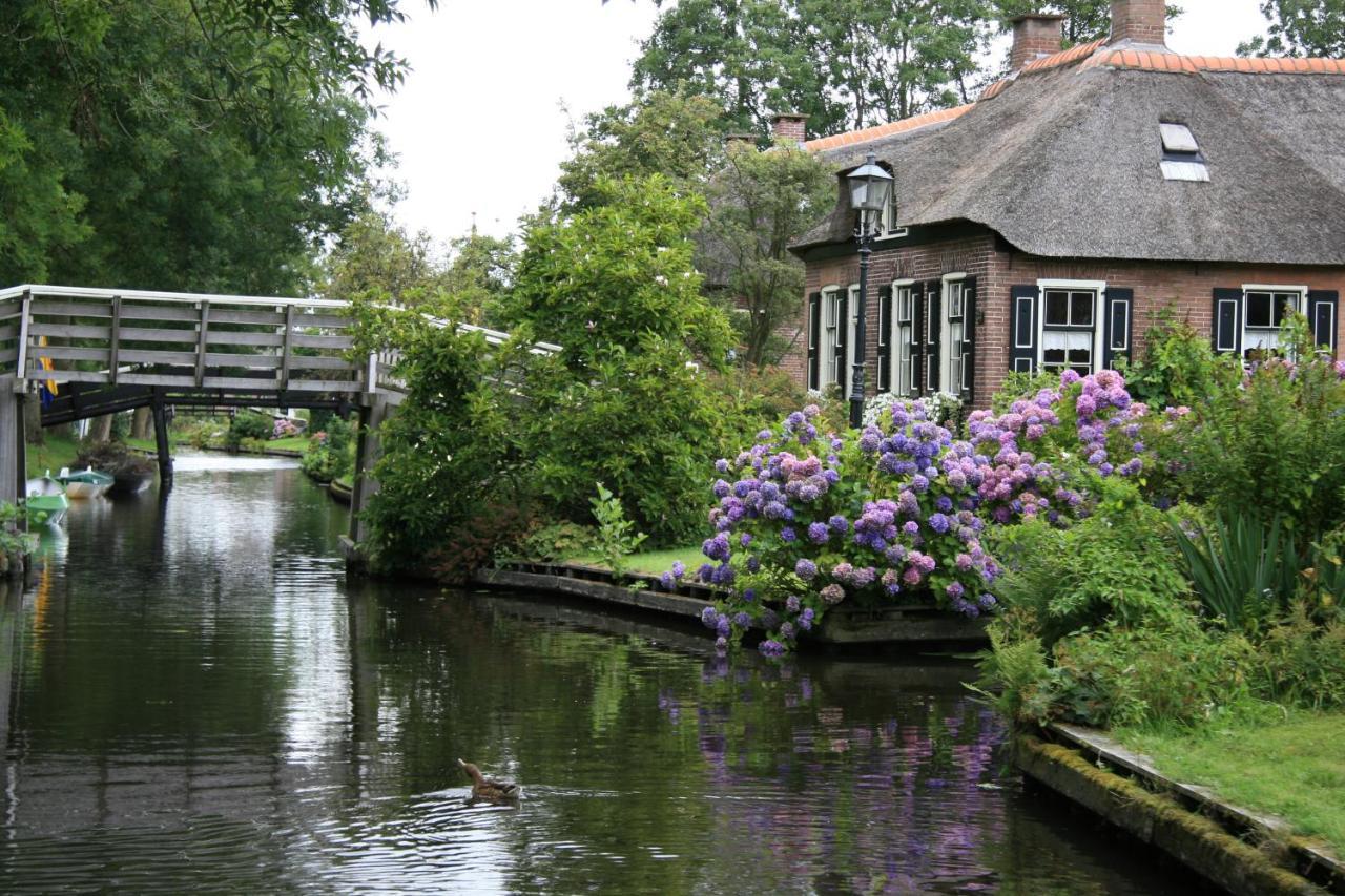Schiphuis Giethoorn/Wanneperveen Villa ภายนอก รูปภาพ