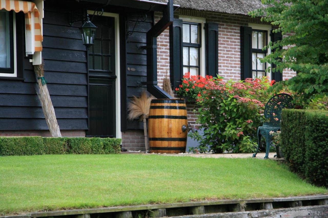 Schiphuis Giethoorn/Wanneperveen Villa ภายนอก รูปภาพ